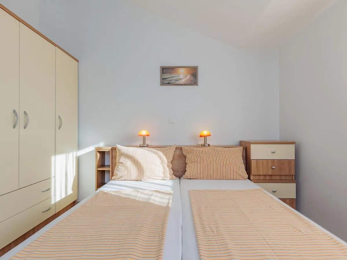 Apartment Mlasina.5 Nin