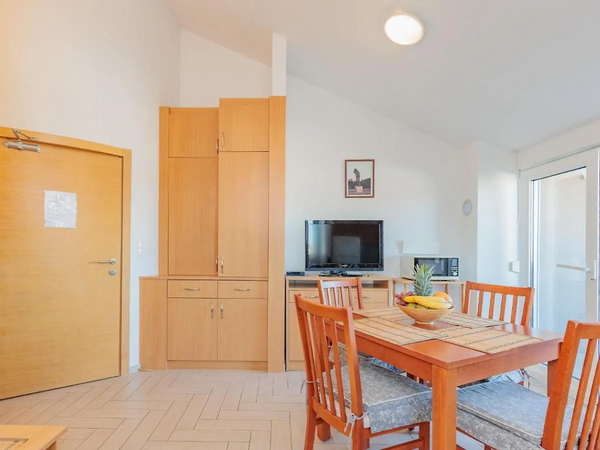 Apartment Mlasina.5 Nin 0*,  Croatia