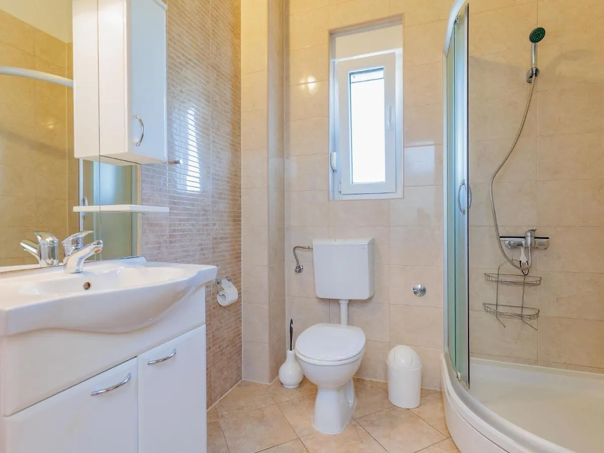 Apartment Mlasina.5 Nin