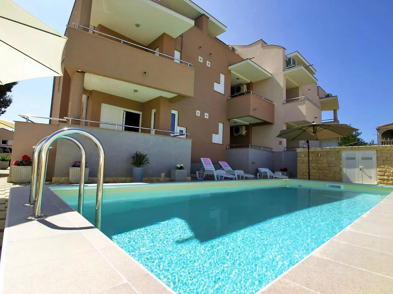 Apartment Mlasina.5 Nin